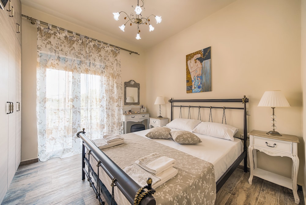 Luxury Retro Villas 14/54