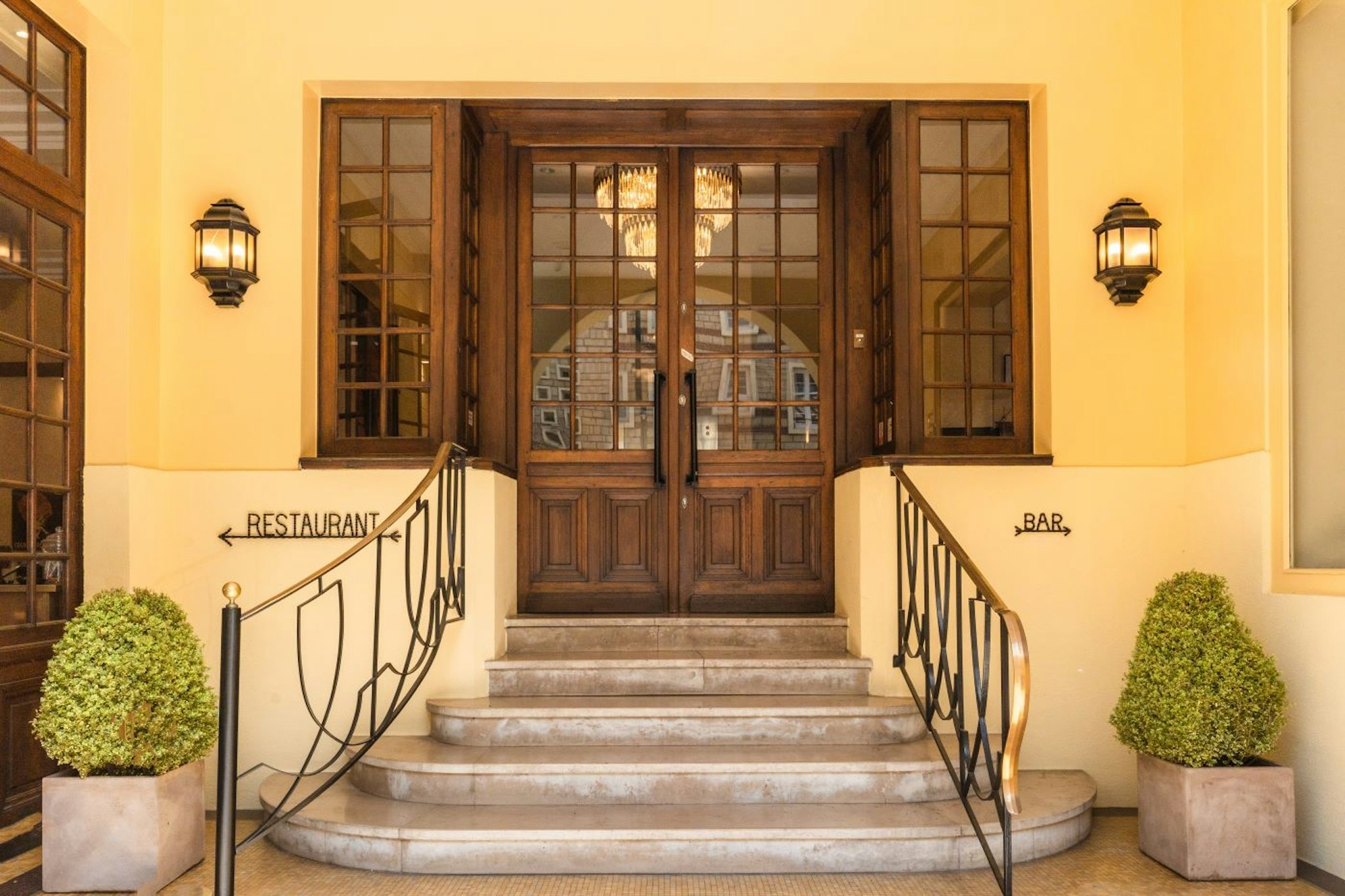 Le Grand Hotel de L Esperance 4/52