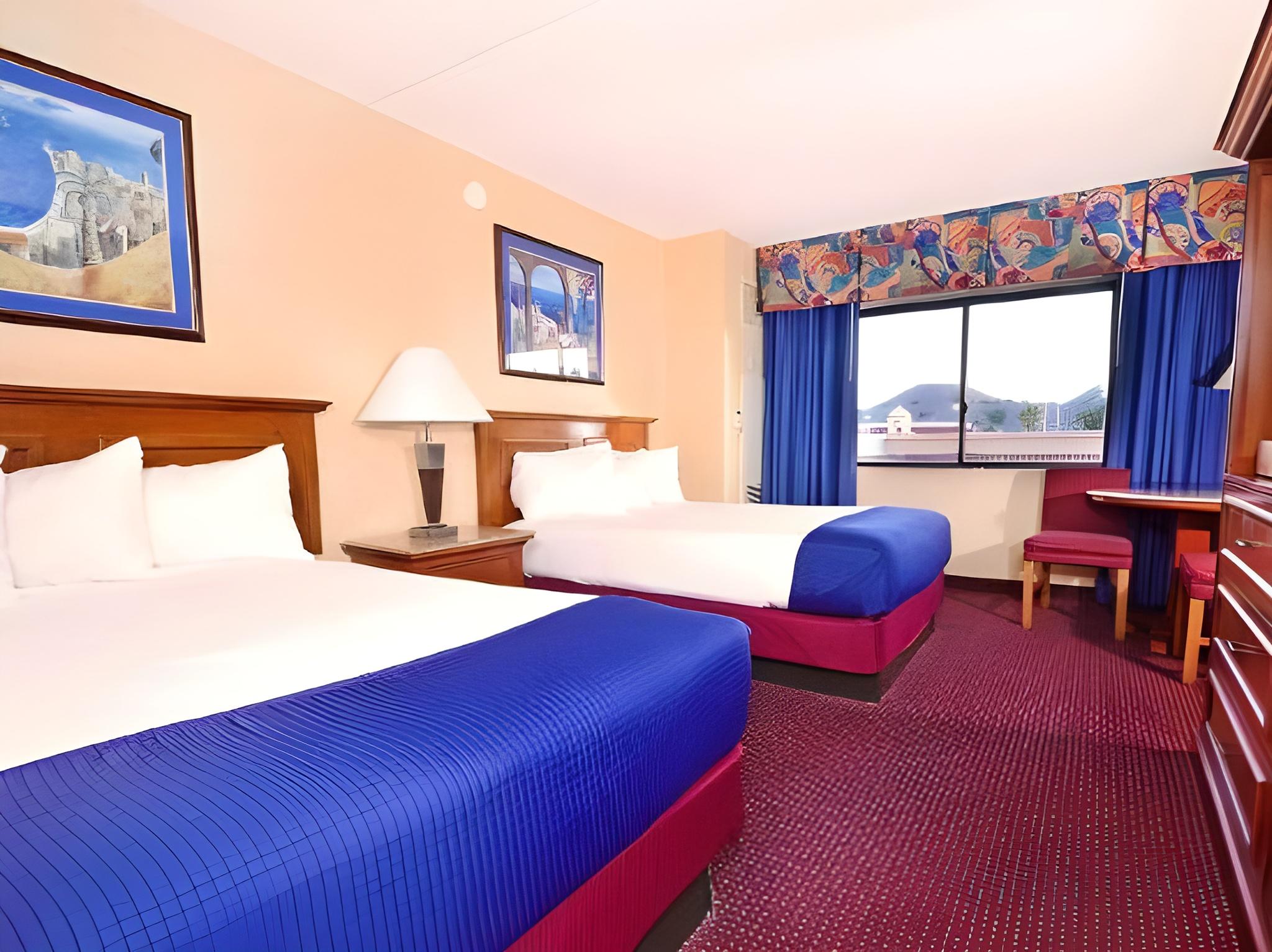 Room, 2 Double Beds, River Front, South Tower