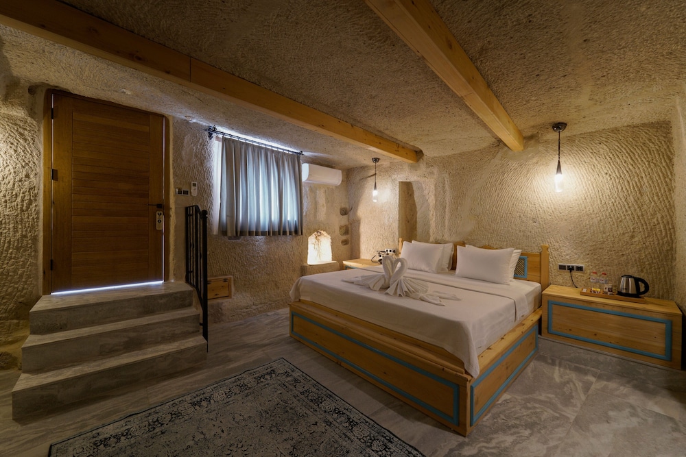 The Niche Cave Hotel +12 Adult 9/50