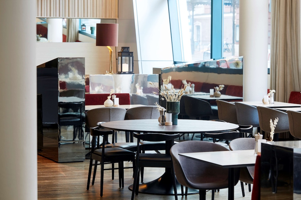 Scandic Hamburg Emporio 50/61