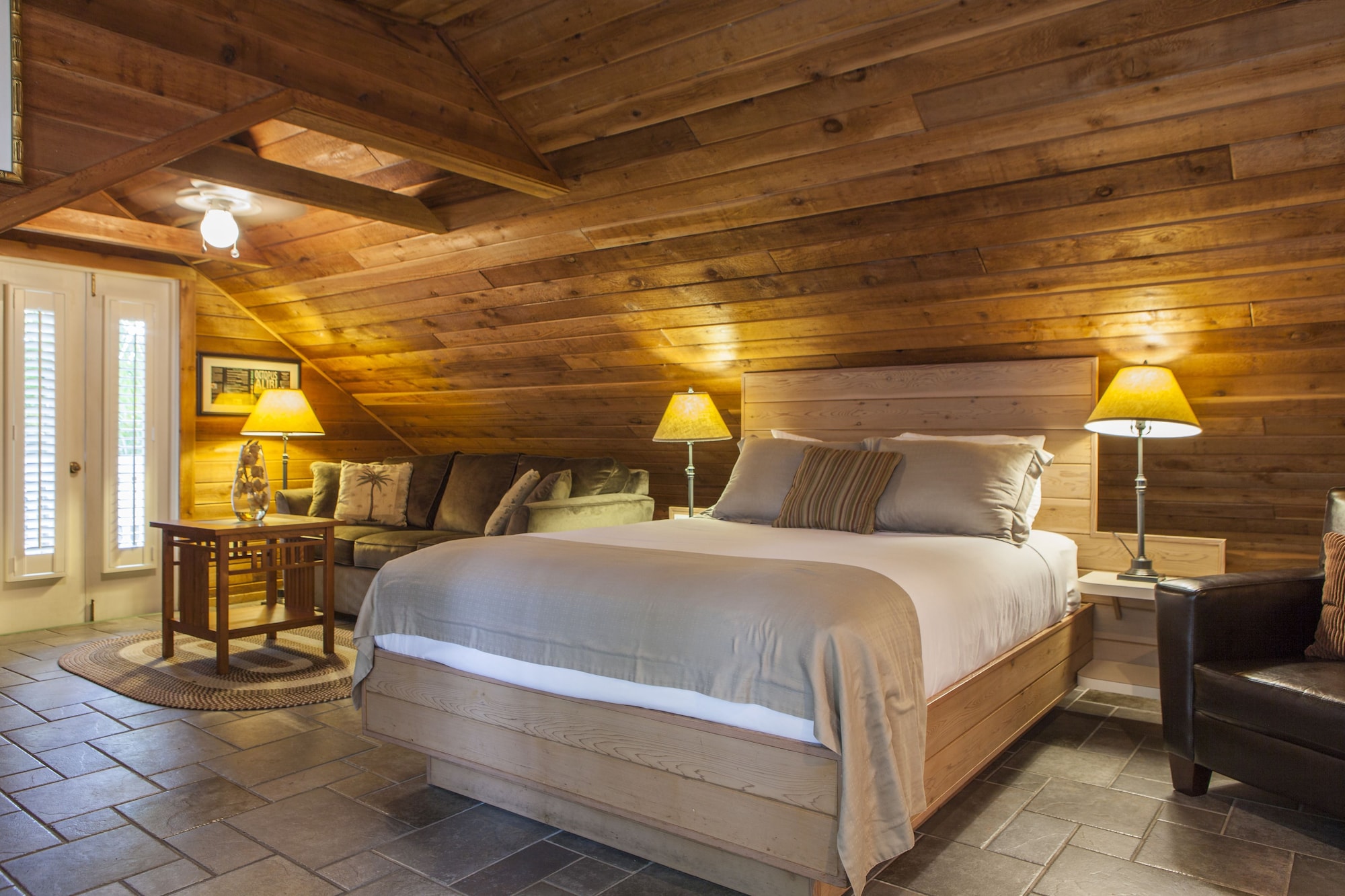 1 BEDROOM, DELUXE, SUITE