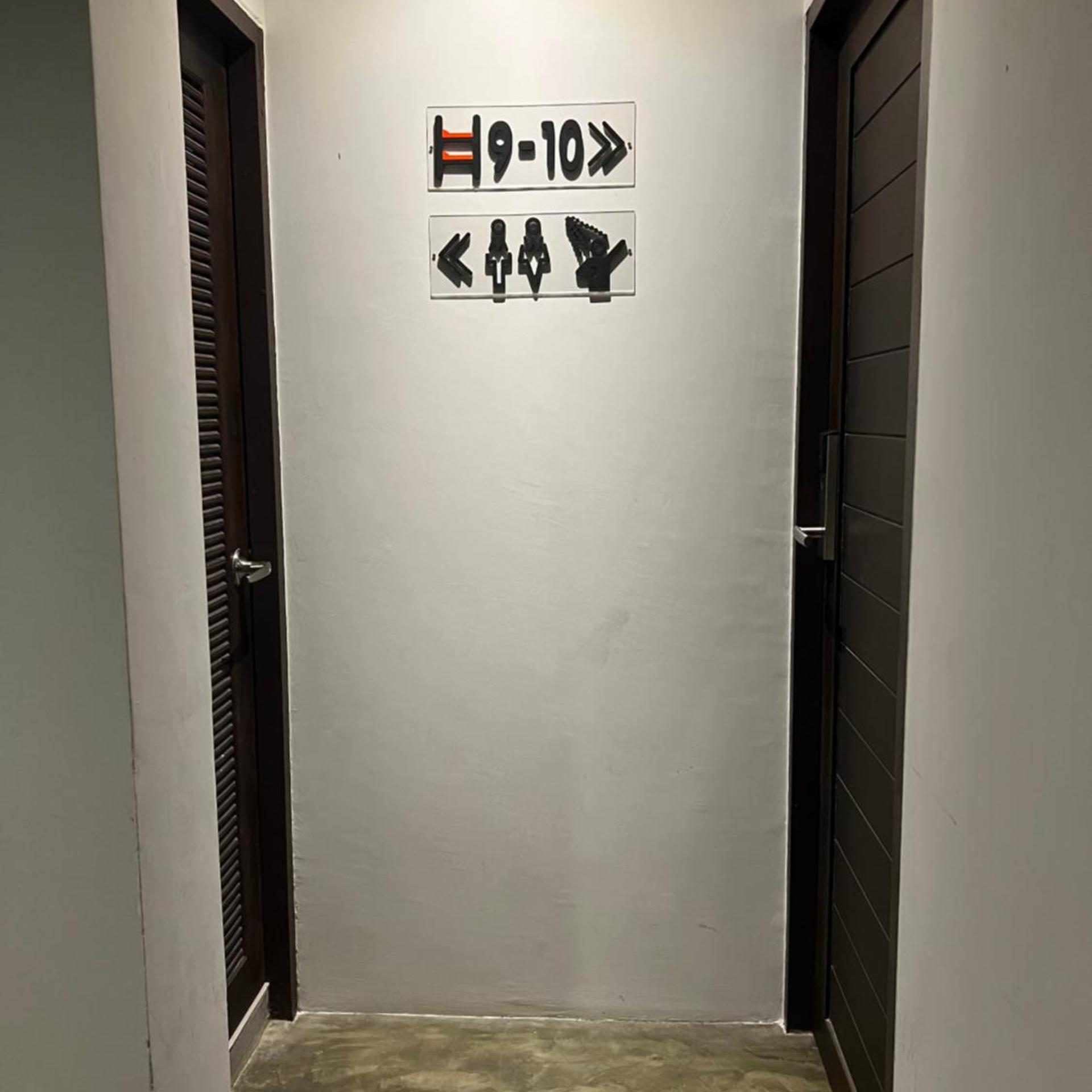 Litera Hostel Adults Only 33/71
