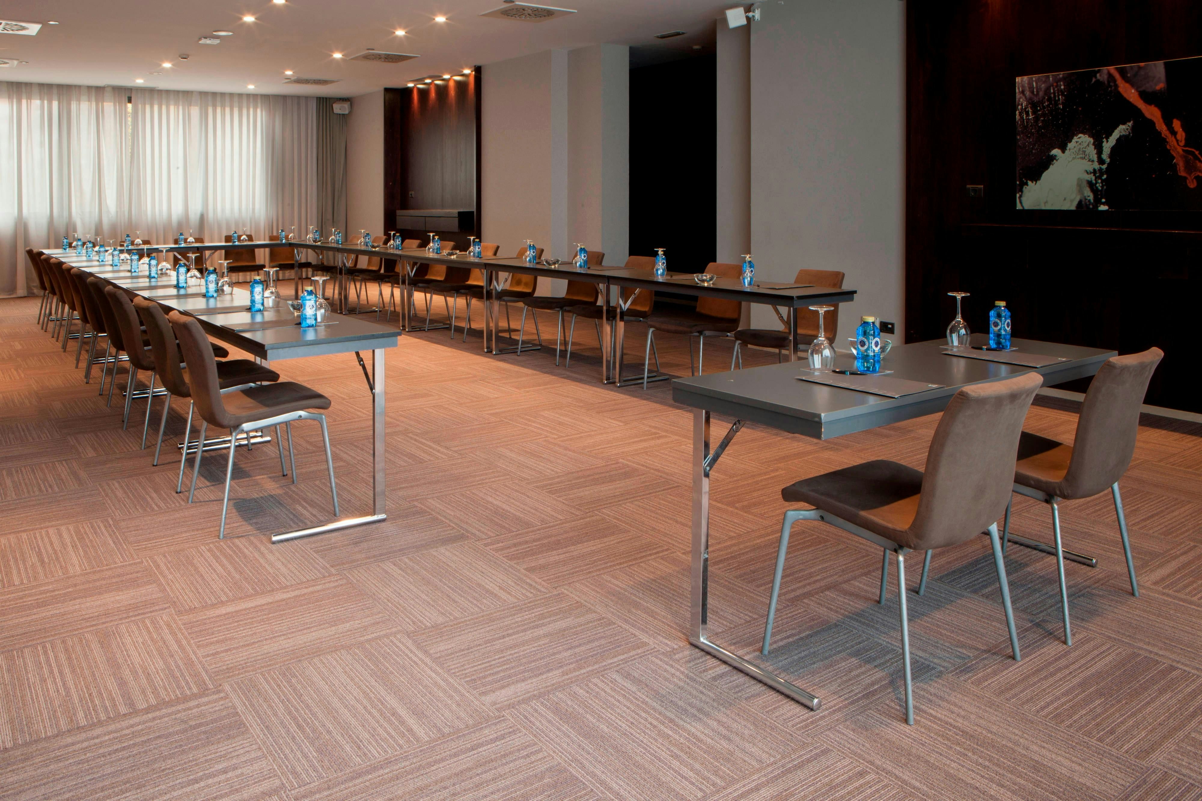 AC Hotel Valencia by Marriott 67/71