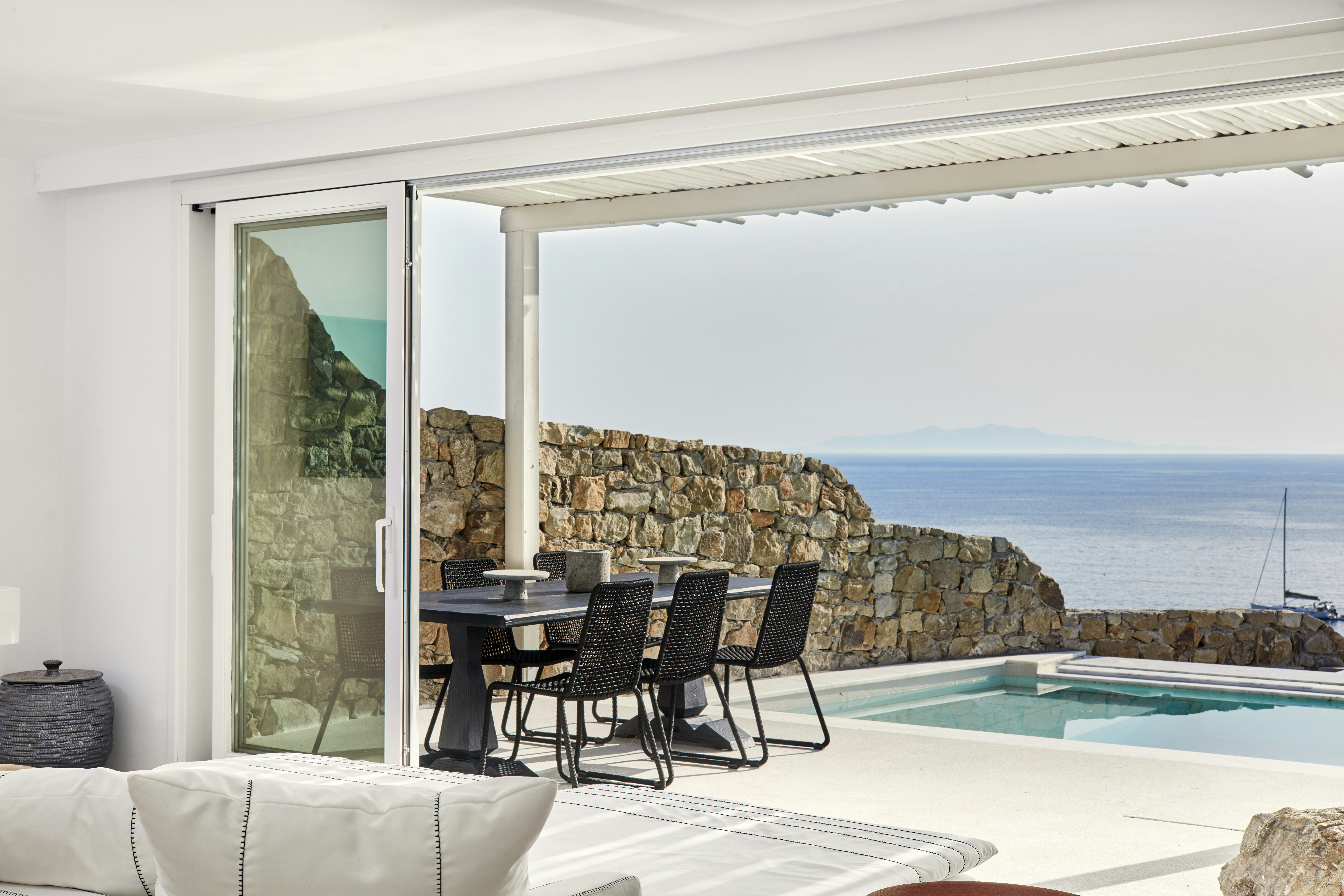 Royal Myconian - Leading Hotels Of The World 17/37