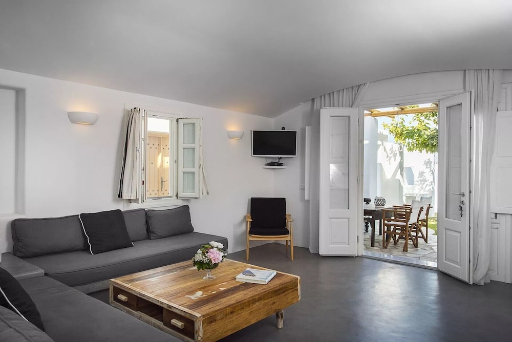 Anema Boutique Hotel & Villas 53/72