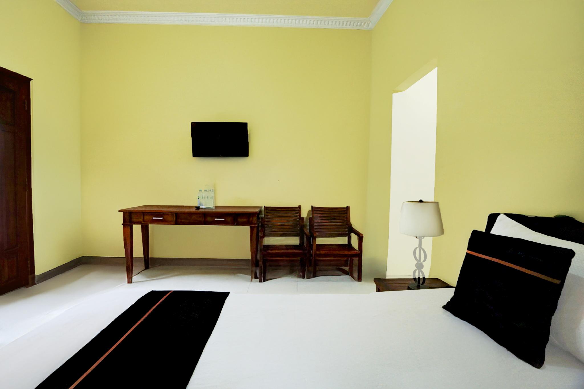 Hotel O Surabaya near Pelangi Park formerly D'best Kutisari 40/40