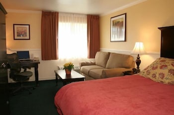 Lake Natoma Inn 16/46
