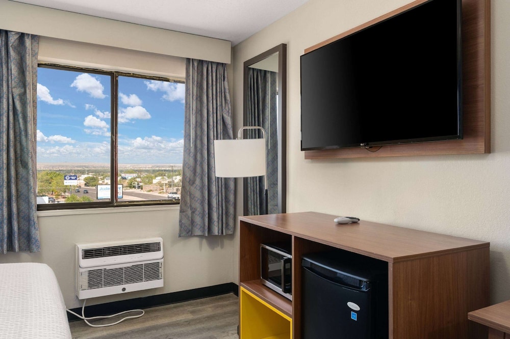Days Inn by Wyndham Albuquerque I-25 35/50