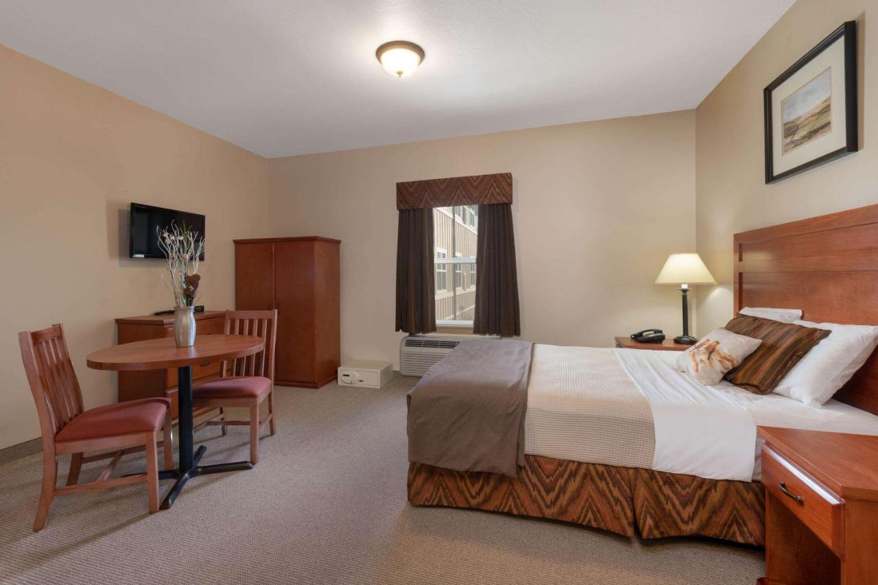Clarion Hotel & Suites Williston — foto 4