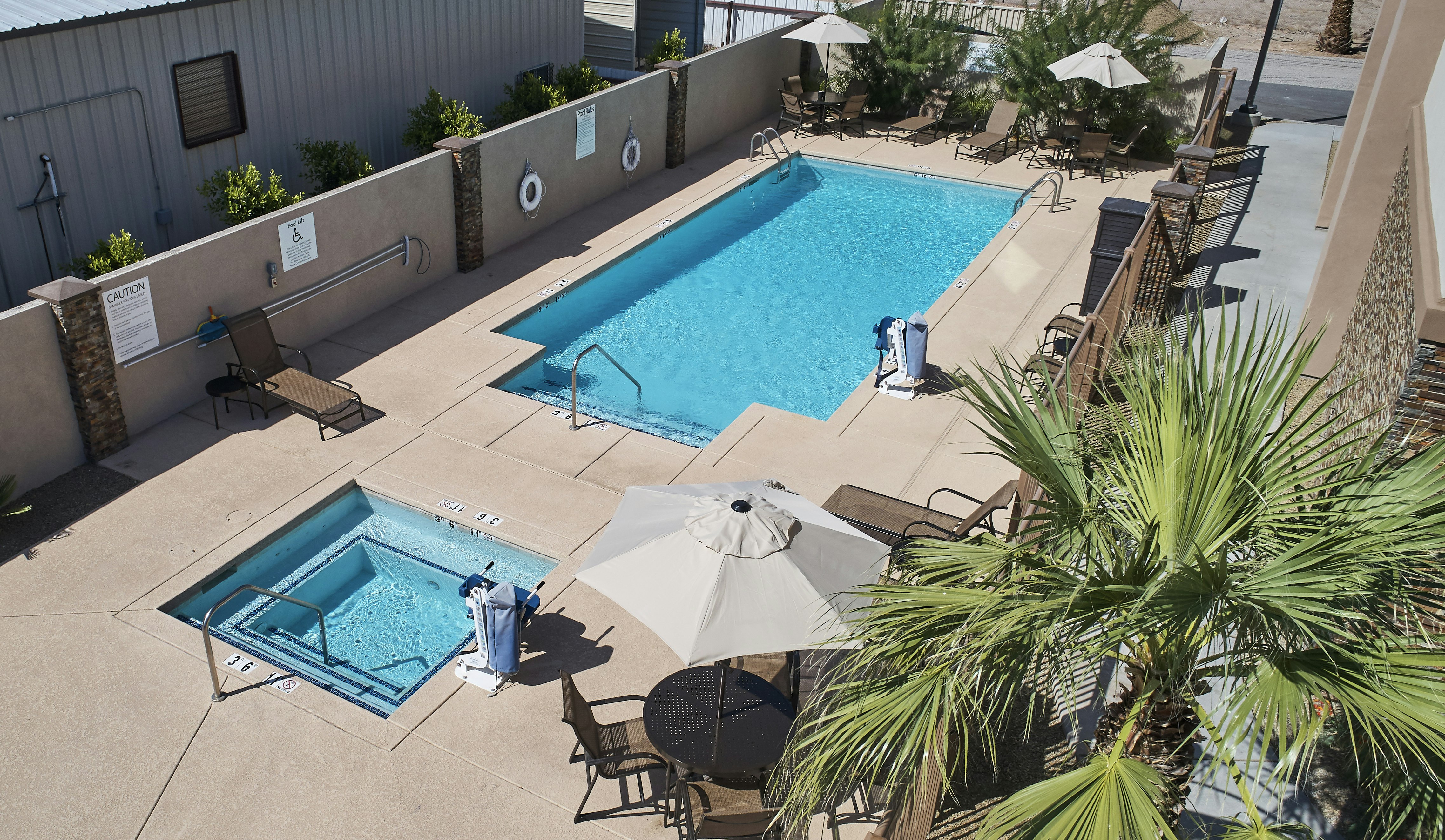 Hampton Inn Parker Az 59/61