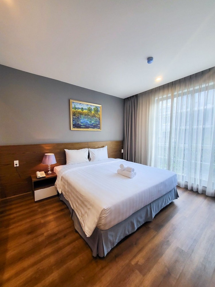 Thao Trang Laluxe Hotel 25/50