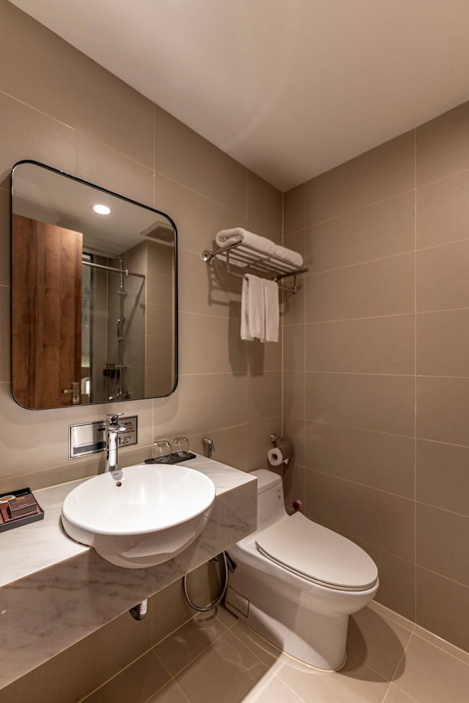 Thanh Long Hotel Bach Dang 47/50