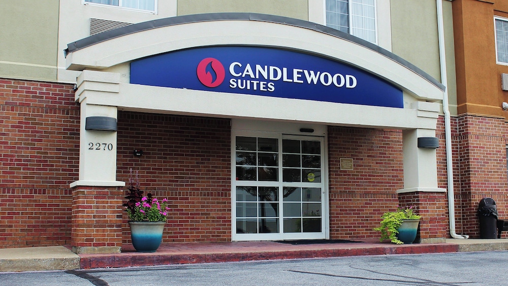 Candlewood Suites Fayetteville – University of Arkansas 4/63