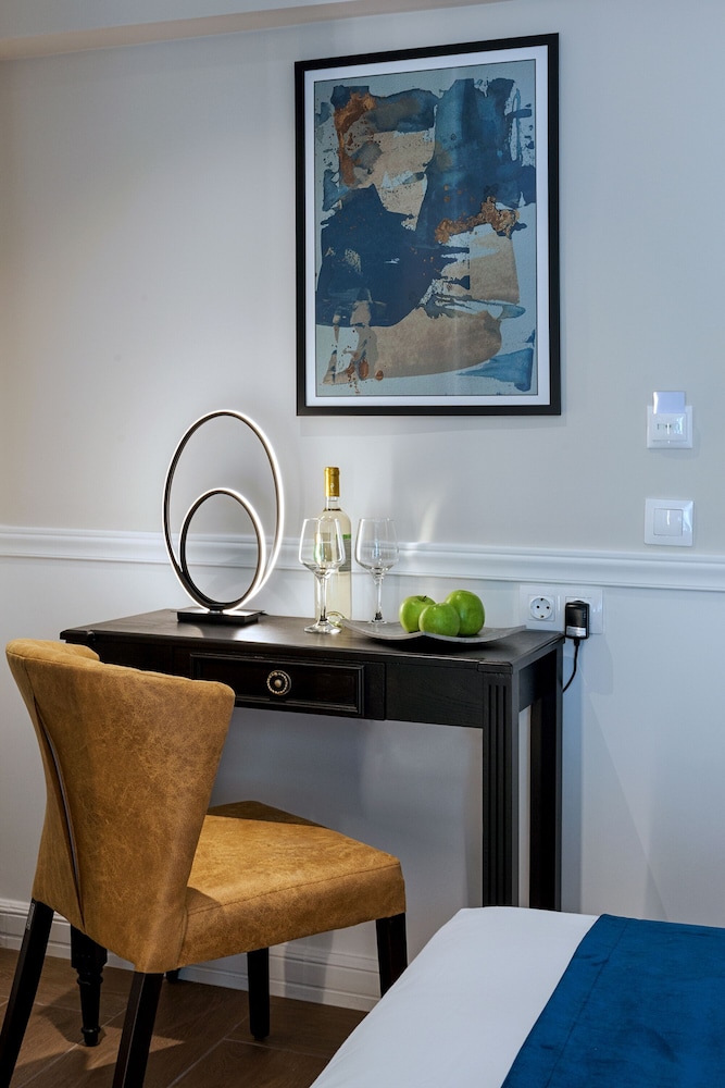 Classic Hotel by Athens Prime Hotels 29/40