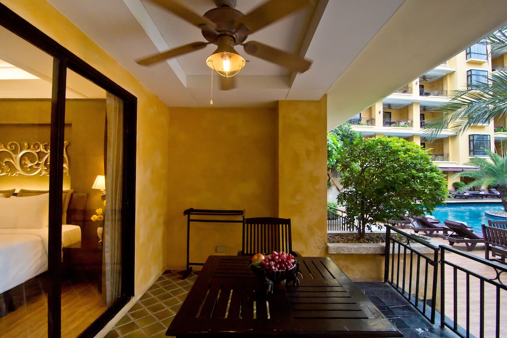 Lk Mantra Pura Resort 14/65