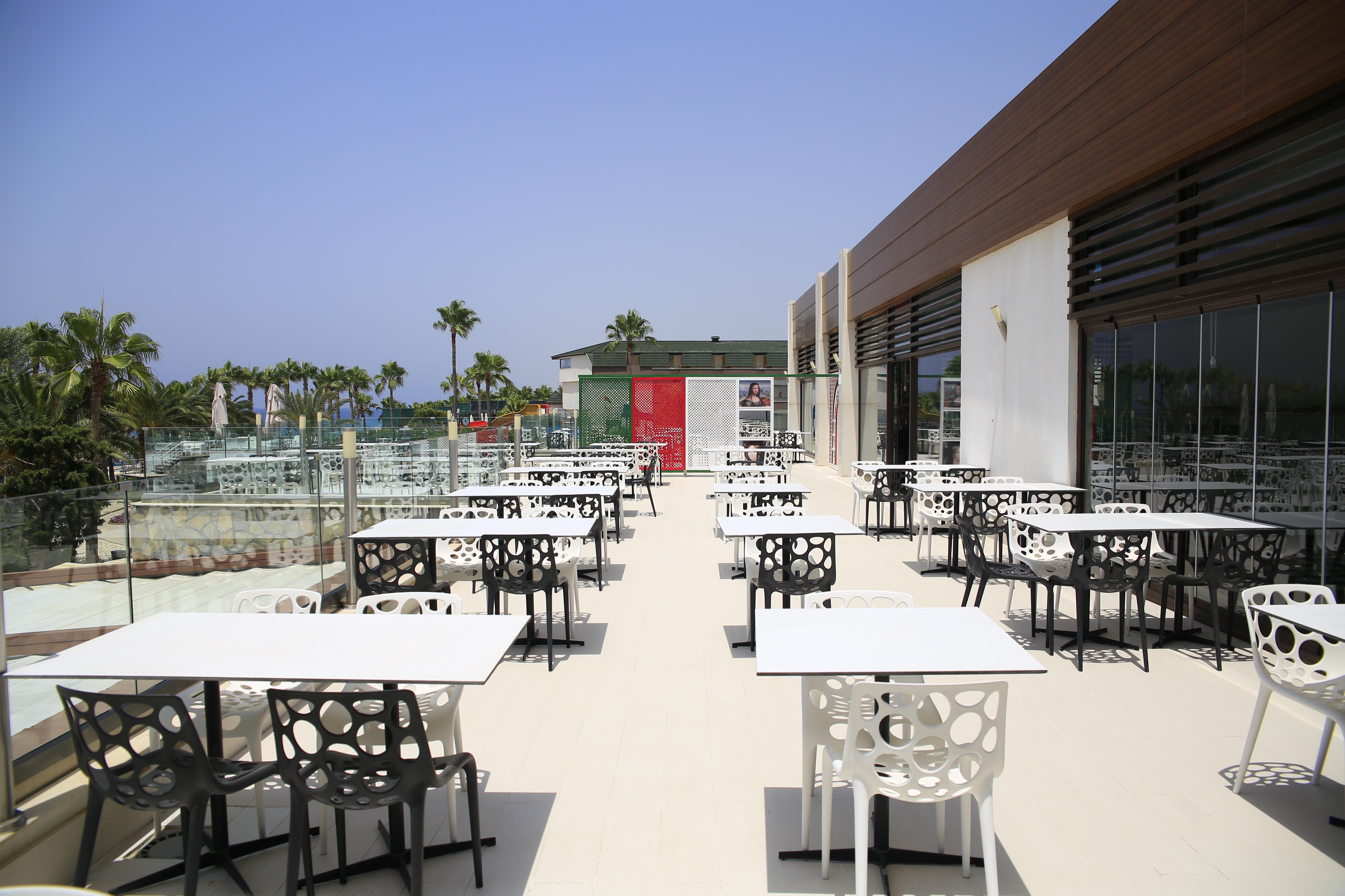 Gypsophila Holiday Village 9/17