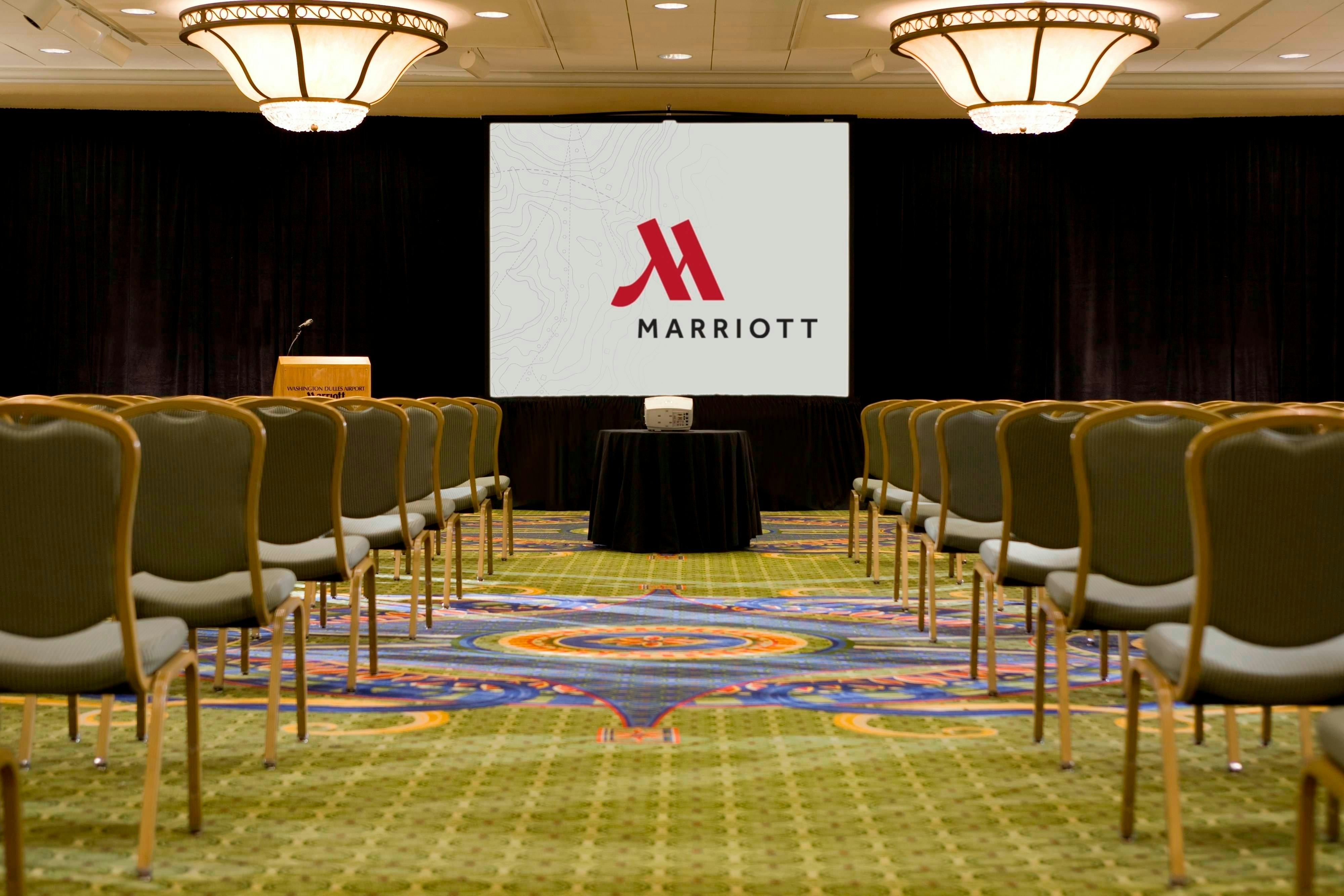 Washington Dulles Airport Marriott 15/19