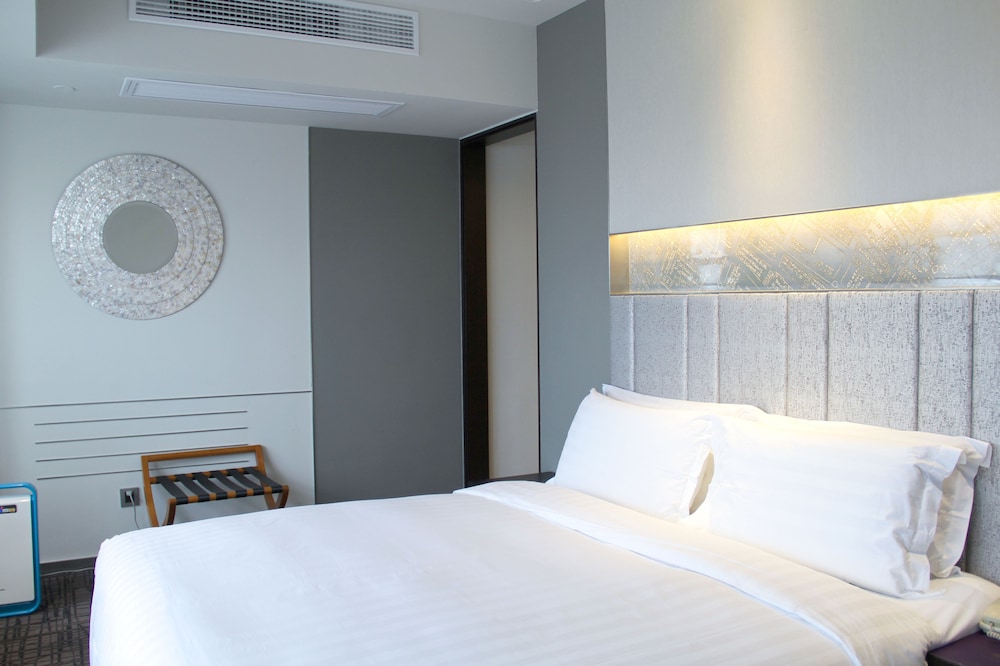 Grand Mercure Shanghai Hongqiao 28/79