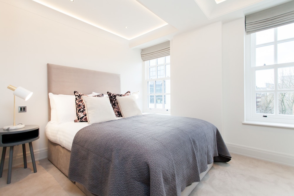 Hope House Residences by Aeria Apartments 9/50