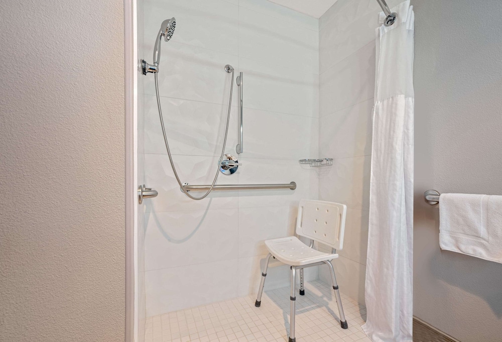 La Quinta Inn And Suites By Wyndham Seattle Federal Way 49/49