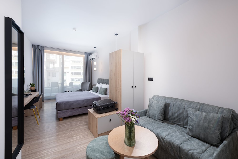 Enattica Suites 29/50