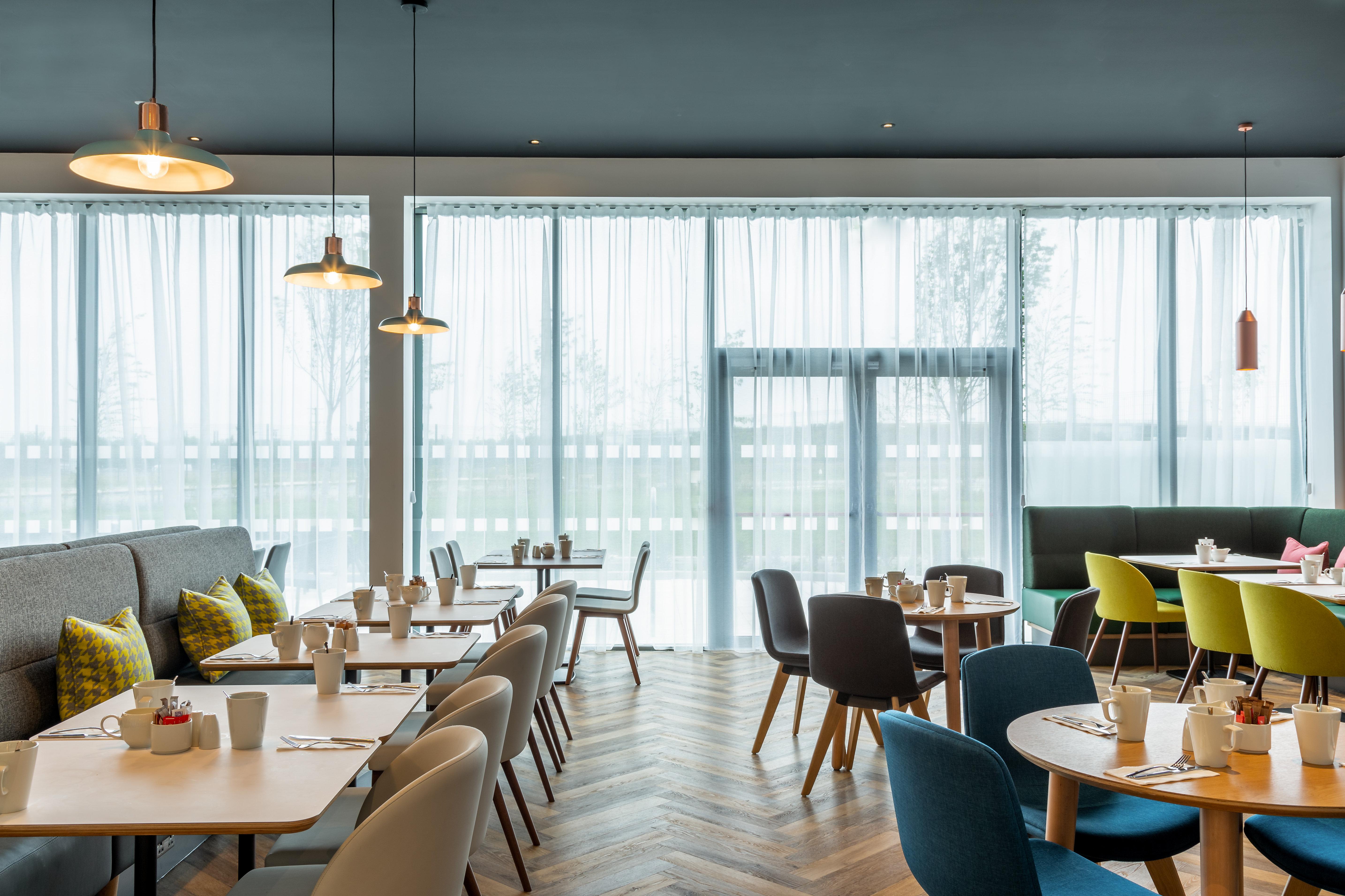 Holiday Inn - Dublin Airport 36/50