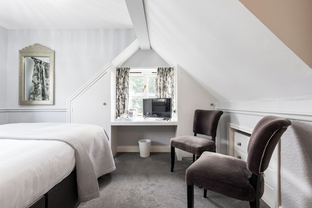 Mount Pleasant Hotel 17/50
