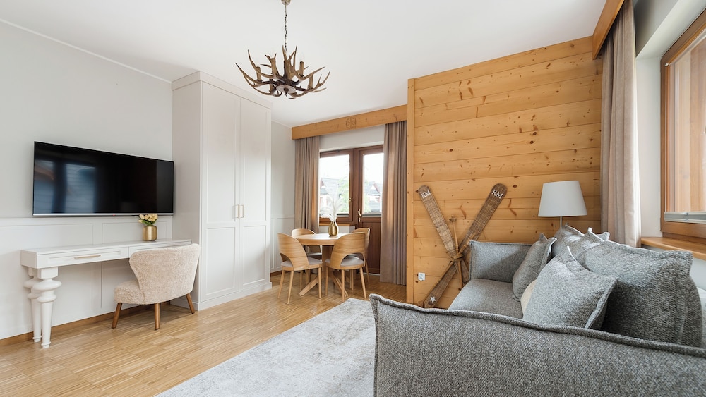 Aparthotel Lipki Park 40/50