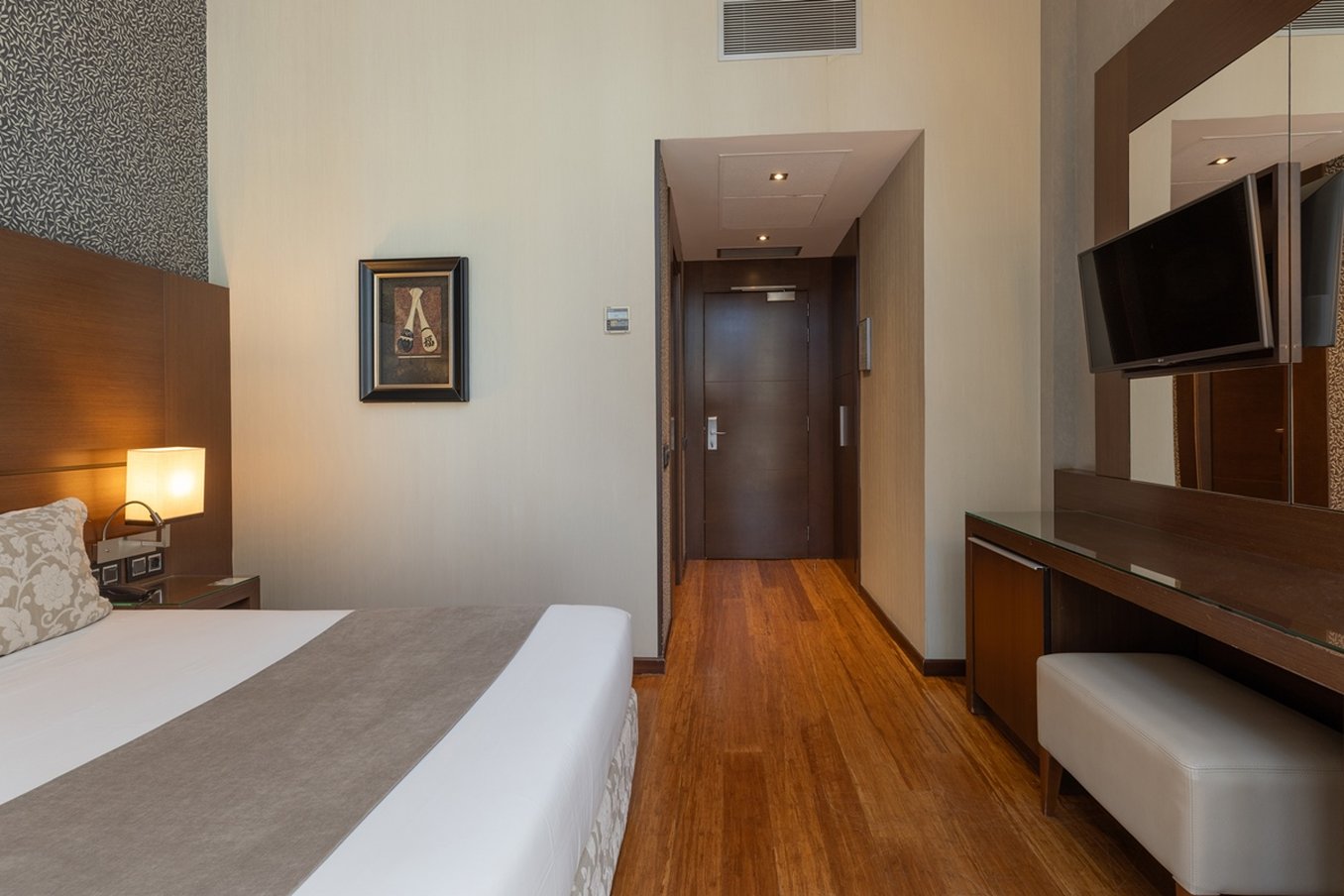 HOTEL COLONIAL BARCELONA 17/77