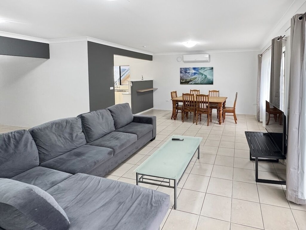 Golden Sands Motor Inn 20/45