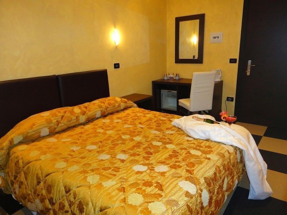 Memole Inn Sanremo 1/50