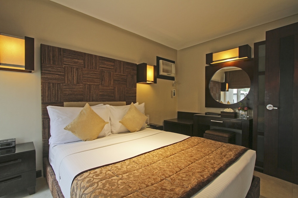 Two Seasons Boracay Resort 16/46