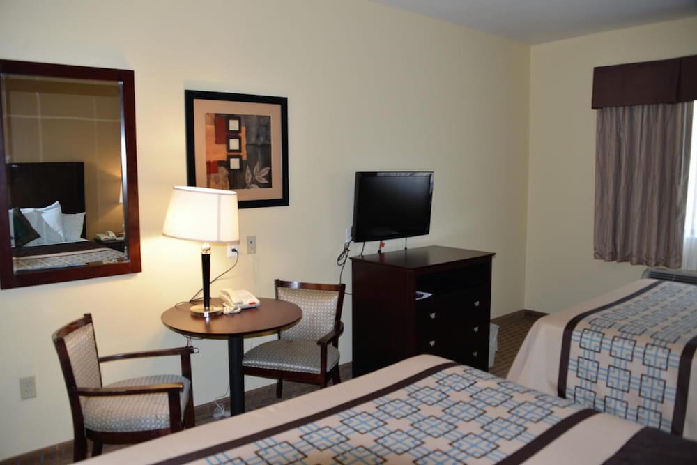 Irish Inn And Suites 31/35