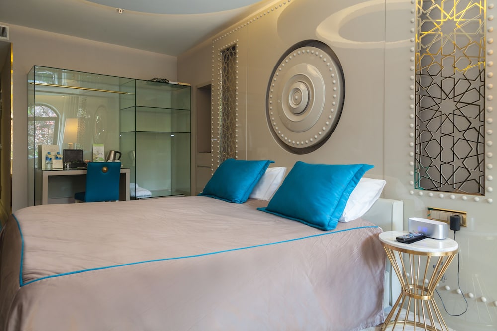Sura Design Hotel & Suites 13/68