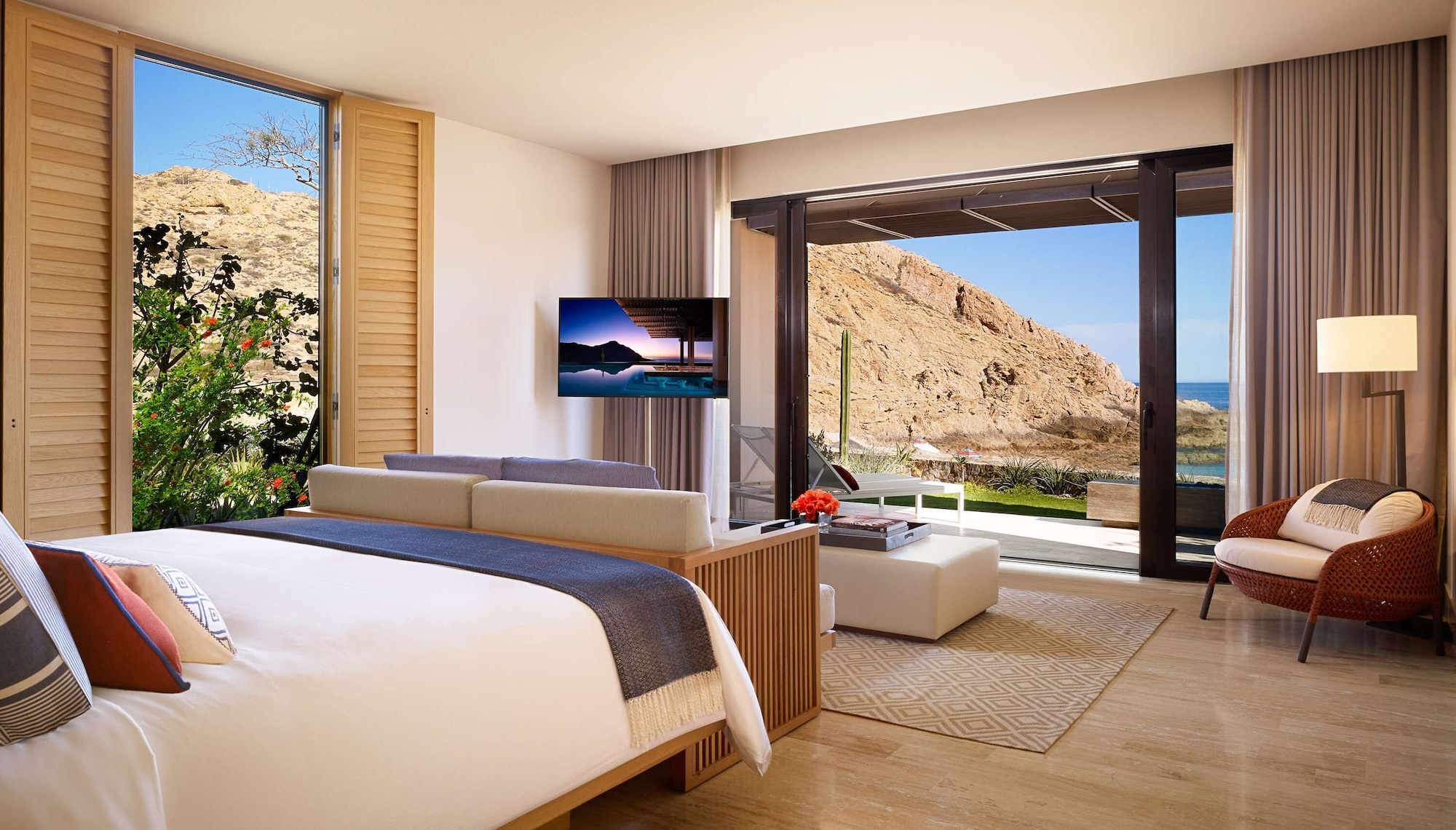 1 Bedroom, Baja, Suite, King Bed, Beach Front, with Pool