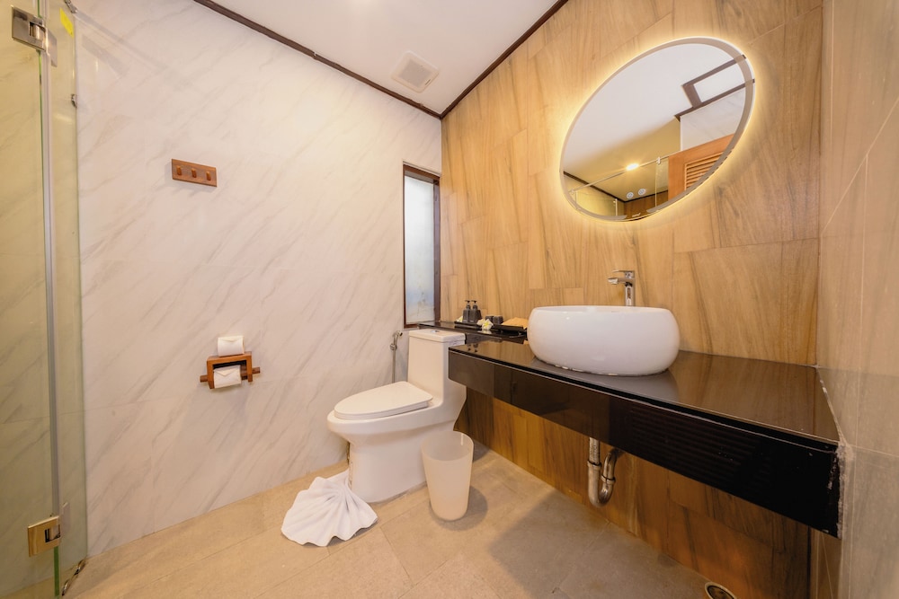 بنغل ديلوكس بسرير كوين، Sand Sea Resort Railay Beach 7/7