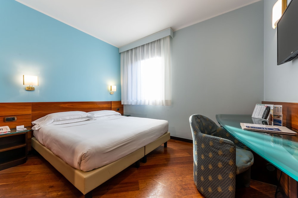 Hotel Mirage Sure Hotel Collection By Best Western 8/58