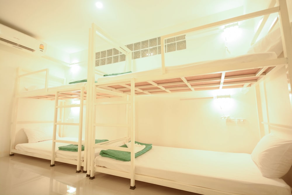Irest Ao Nang Sea Front Sha Certified 21/36