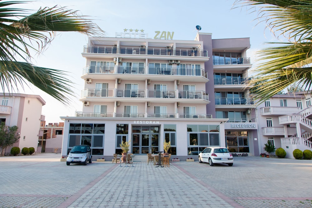 Hotel Zan 31/32