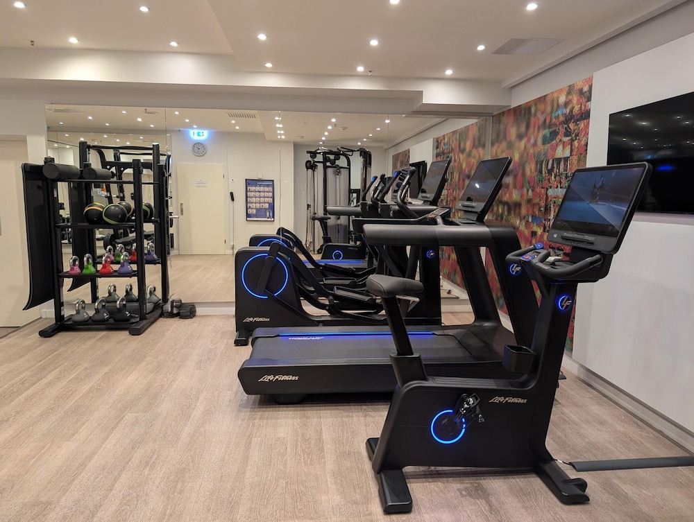 Park Inn by Radisson Berlin Alexanderplatz 23/45