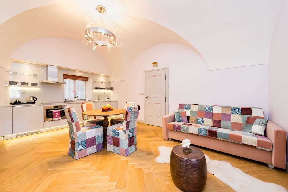 Empirent Apartments Prague Castle 31/50