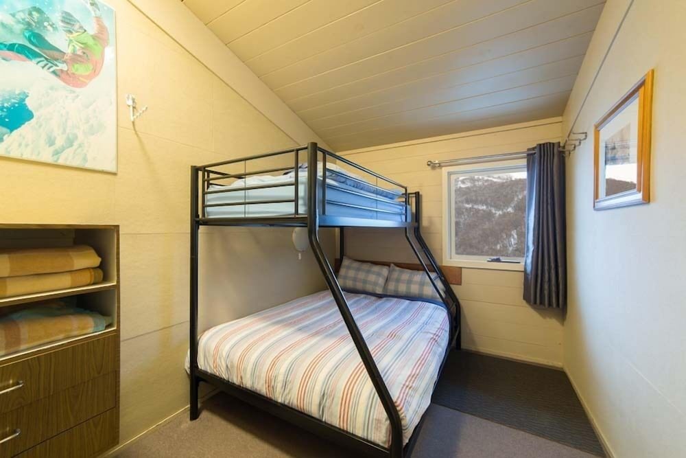 Aneeki Ski Lodge 18/51