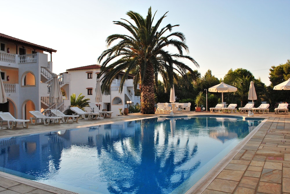 Villa Christina-Vromolimnos 36/56