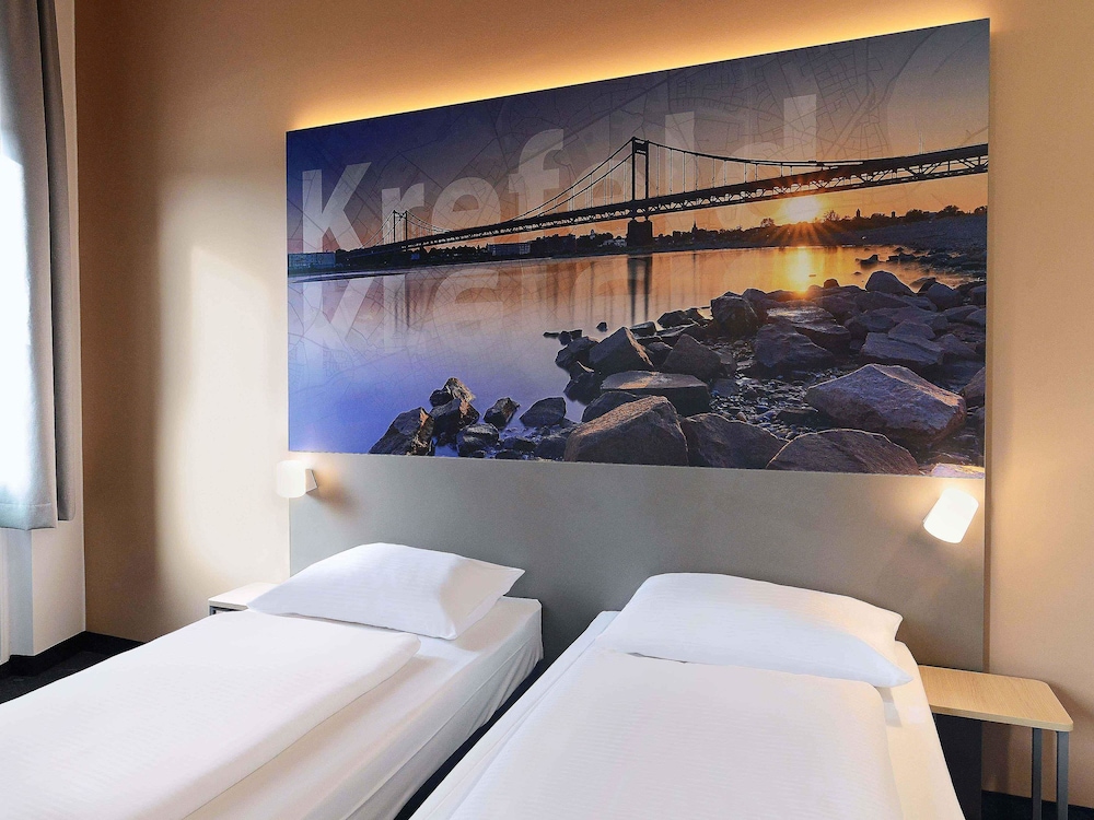 غرفة بسريرين منفصلين، B&B Hotel Krefeld 5/7
