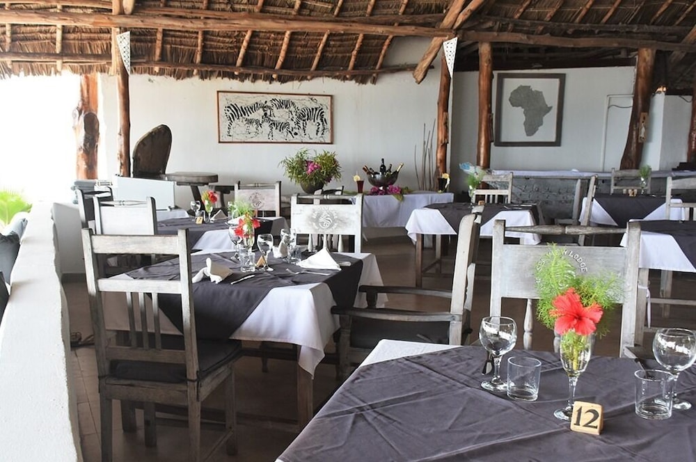 Sea View Lodge Boutique Hotel 55/76