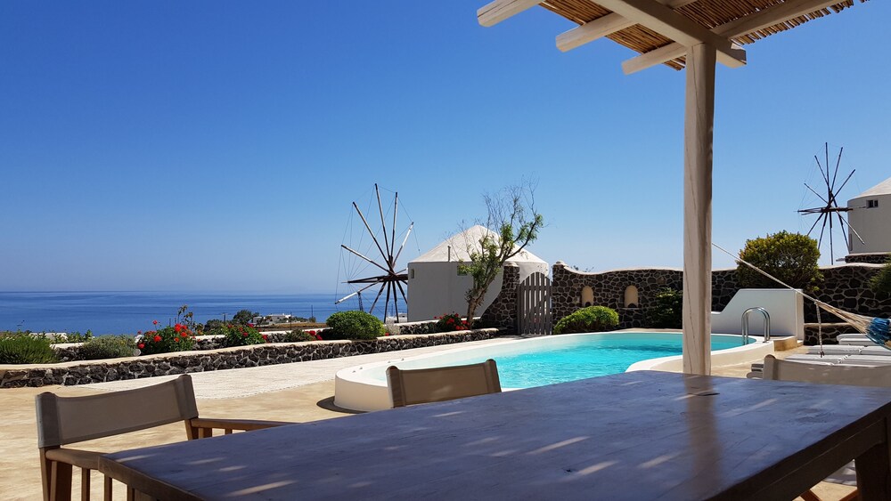 Windmill Villas 32/37