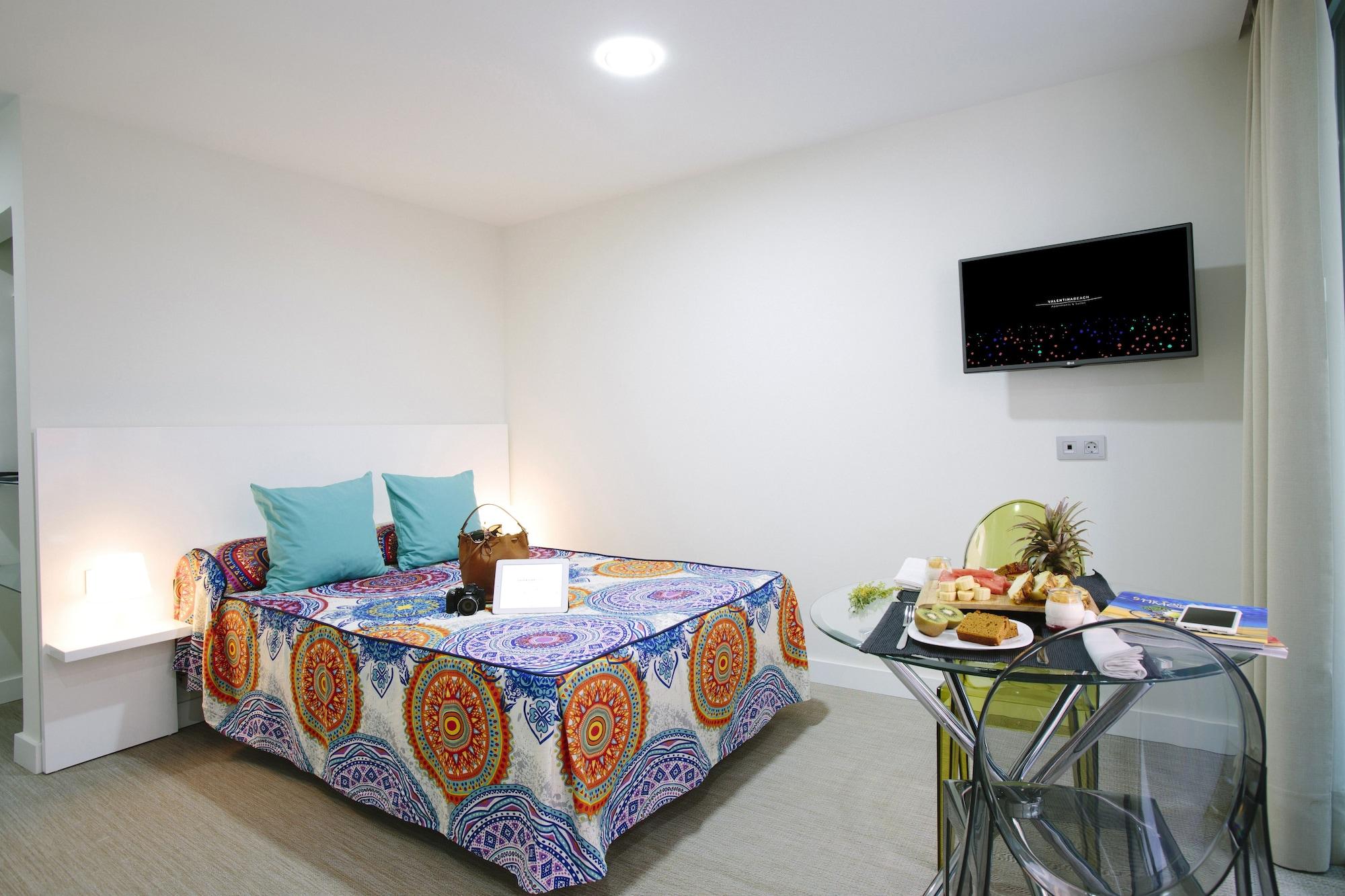 استوديو بشرفة