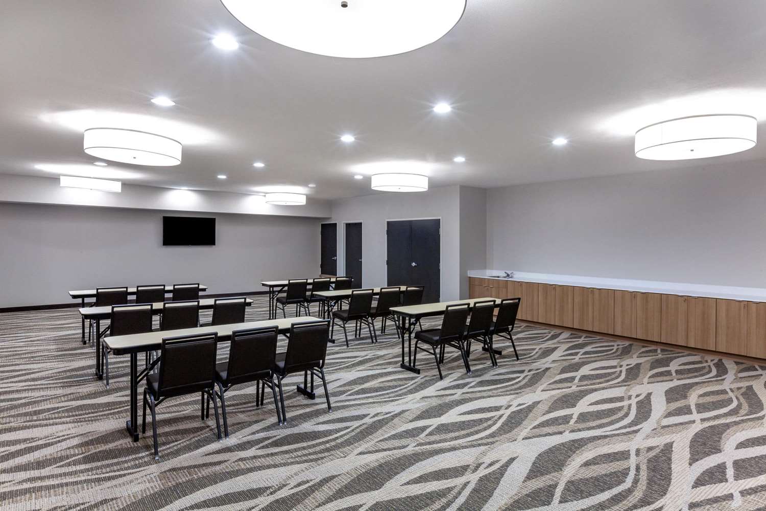 Microtel Inn And Suites By Wyndham College Station 25/34