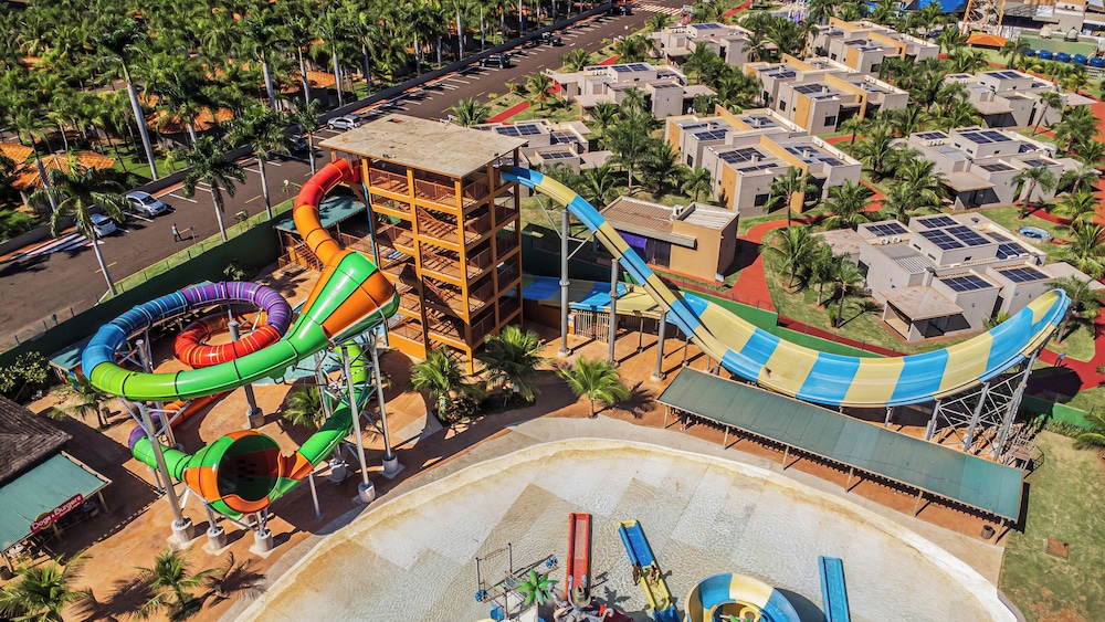 GRANDES LAGOS RESORT E PARQUE AQUATICO 35/47